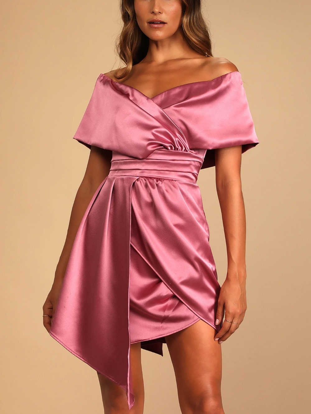 NWT Lulus Women’s Satin Off-the-Shoulder Asymmetrical Pink Mini Dress Size Small - Picture 3 of 16